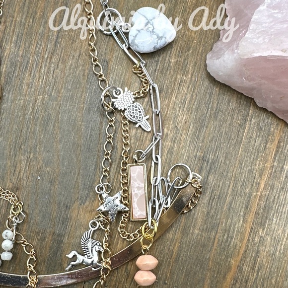 Pink quartz Howlite flower agate chunky layered multi charms necklace - Picture 3 of 5